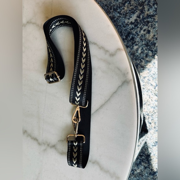 Shoulder Strap Add on - Picture 3 of 3